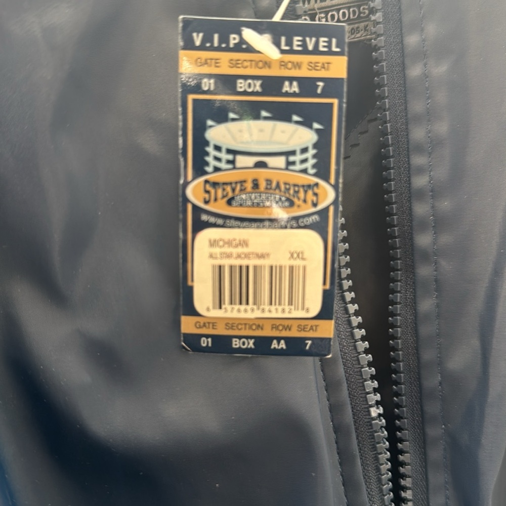 Steve & Barry’s Wolverines Michigan Jacket - Picture 8 of 8